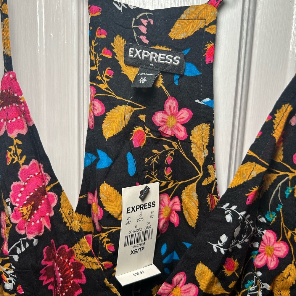Express Floral Tank - Picture 4 of 5